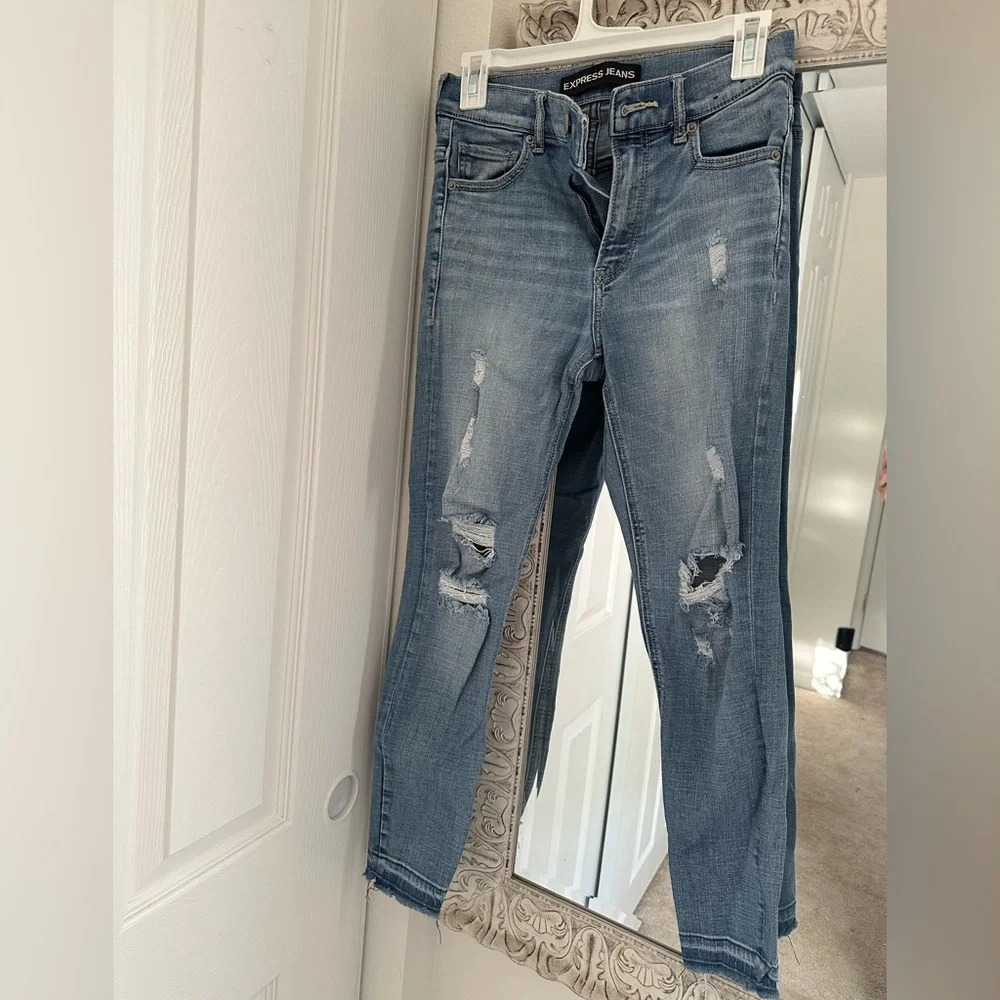 Express Performance Jeans - Picture 4 of 4